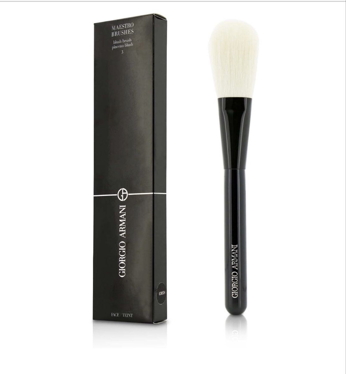 Armani Make-up: Giorgio Armani Maestro Brush #3 Blush Brush – Nuovo e nell'imballaggio originale da Hergiswil NW venduto da pol_9dl8