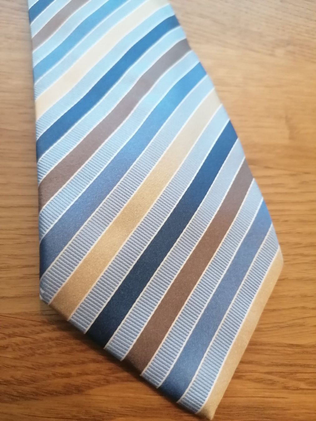 Krawatten: Austin Reed Krawatte 100% Seide - Nr. 152 – Gebraucht aus Basel von vintagecollector