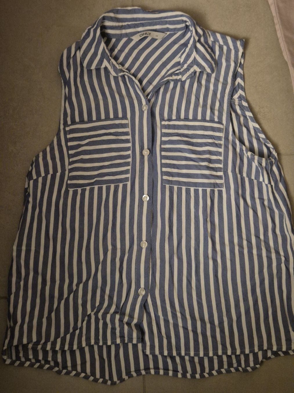 Lotti di vestiti: 5-teiliges Kleiderpaket Gr. S – Usato da Derendingen venduto da Carand12 1