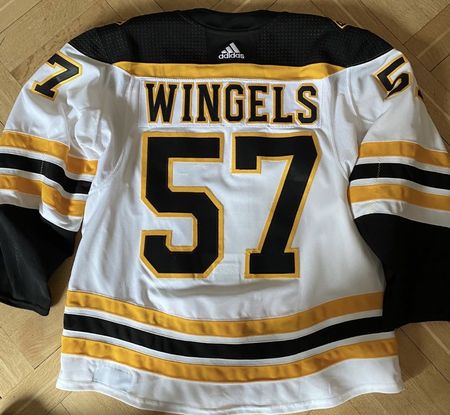 Maillot authentique et porté Boston Bruins avec certificat