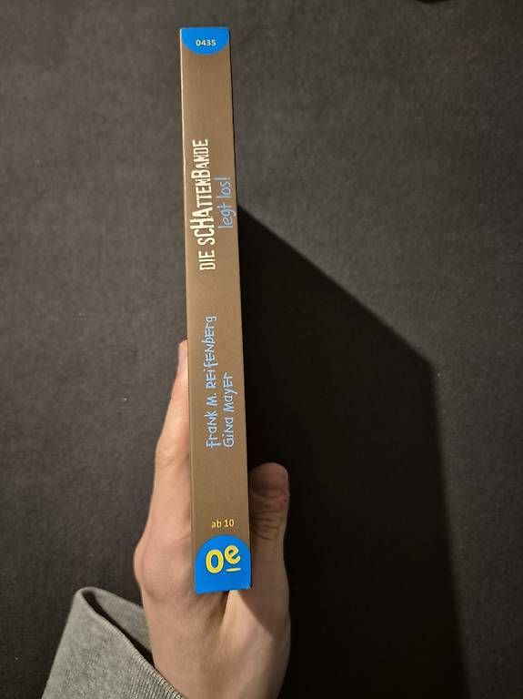 Bücher: Die Schattenbande legt los! – Gebraucht aus Nürensdorf von luc_9ksf 2