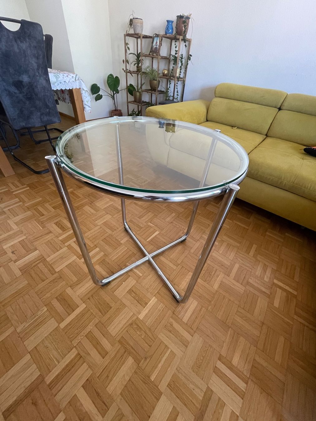 Tavoli: Wohnzimmer runder Glastisch – Usato da Rüti Zh venduto da Egli9 2