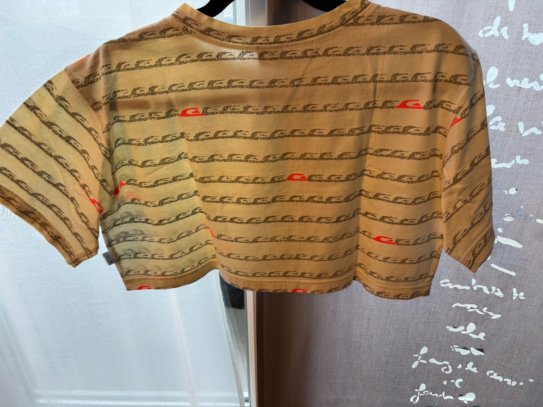 Quiksilver T-shirt: T-shirt crop top Quicksilvern taille S – Usato da Lausanne venduto da milou201619 2