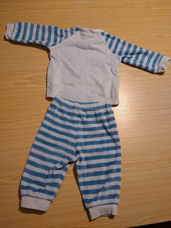 Pigiama & Simili: Warmer Baby  Trainer Gr,.62 – Usato da Ebnat-Kappel venduto da Schneehas20 1