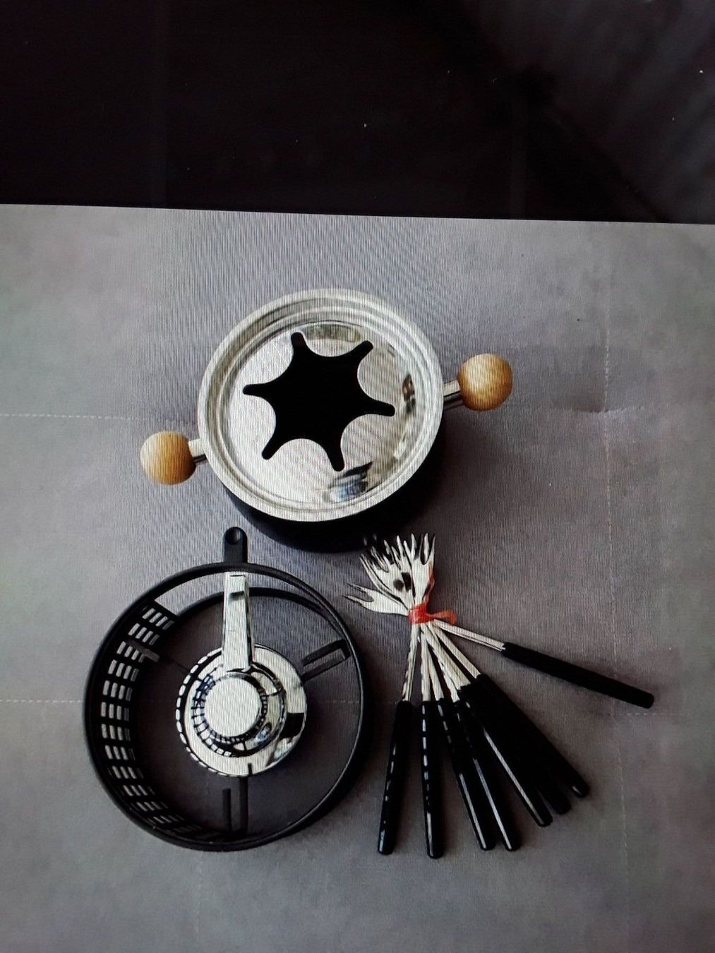Cucine complete: FONDUE- CHINOISE- SET – Usato da Thun venduto da Catfriends