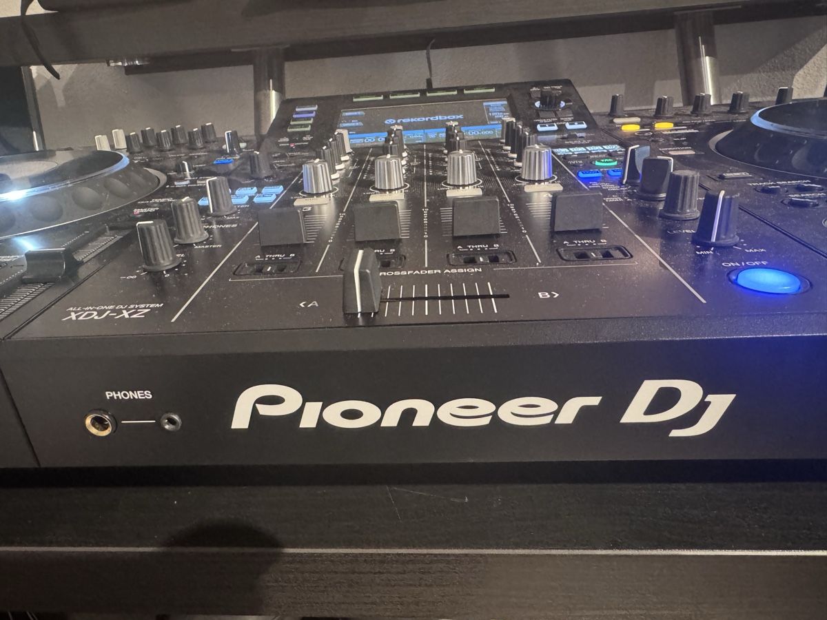 Pioneer Sistemi audio & multimediali: Pioneer XDJ-XZ – Usato da Würenlingen venduto da Kj84 2