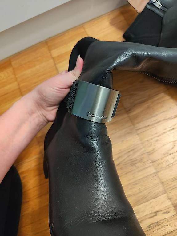 Calvin Klein Damenschuhe: Lederstiefel von Calvin Klein – Gebraucht aus Arbon von karolina_frank 1