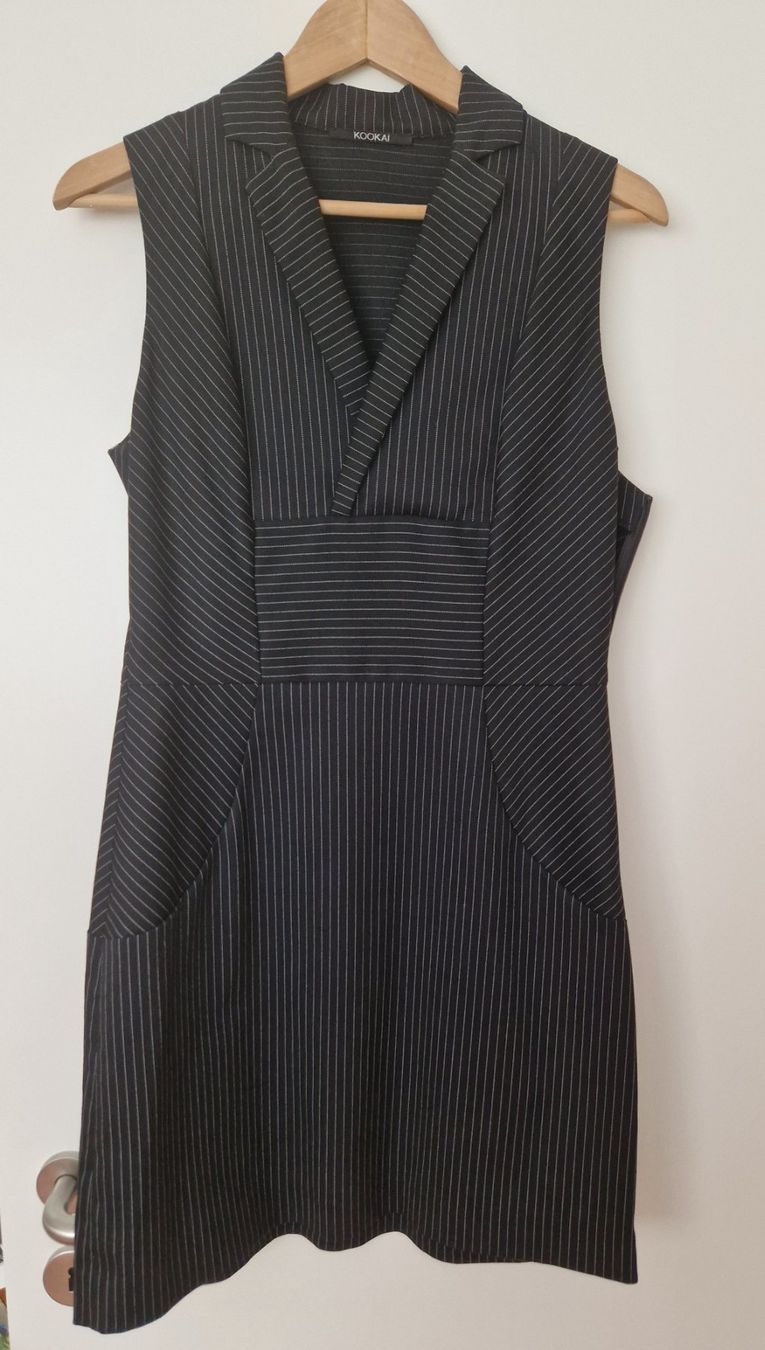 Kookai Kleider: Kookaï Kleid Gr 38 (FR) – Gebraucht aus Erlinsbach SO von ULIKH