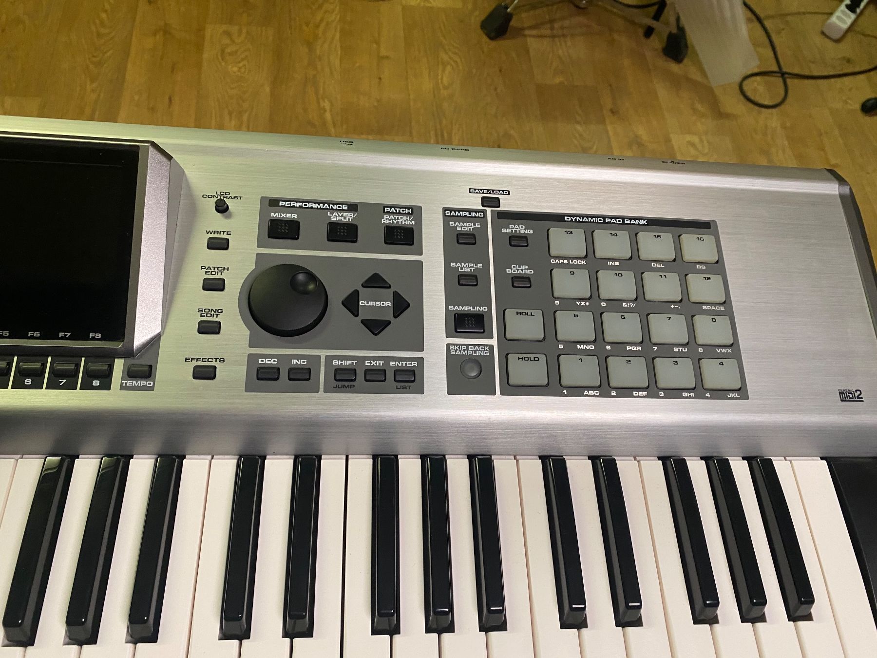 Roland Strumenti musicali: Roland Fantom X6 – Usato da Schönenwerd venduto da Bryna2002 5