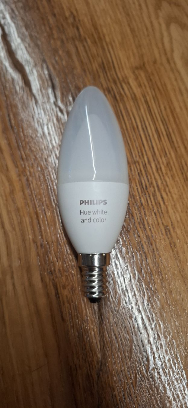 Philips Lampade: Philips Hue White & Color E14 – Usato da Guntershausen venduto da Jtattoo