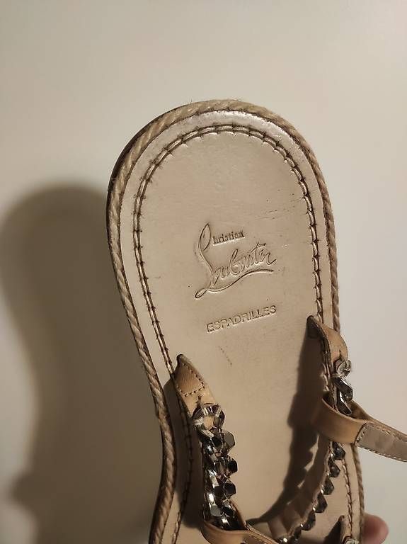 Christian Louboutin Damenschuhe: Sandales Louboutin – Gebraucht aus Niederbuchsiten von CsBertha 2