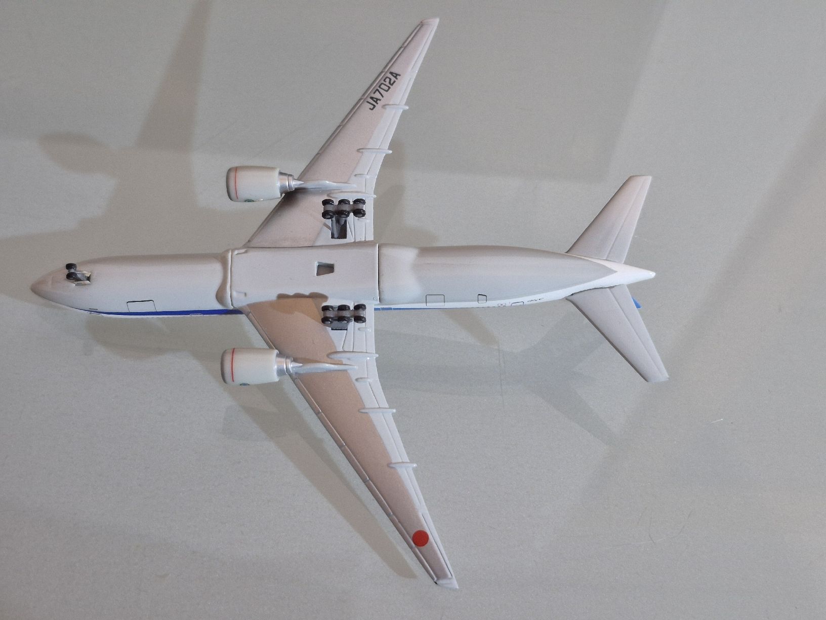 Kit di modellismo & Modellini statici: ANA All Nippon Airways 1:500 – Usato da Uetendorf venduto da myhome12 4