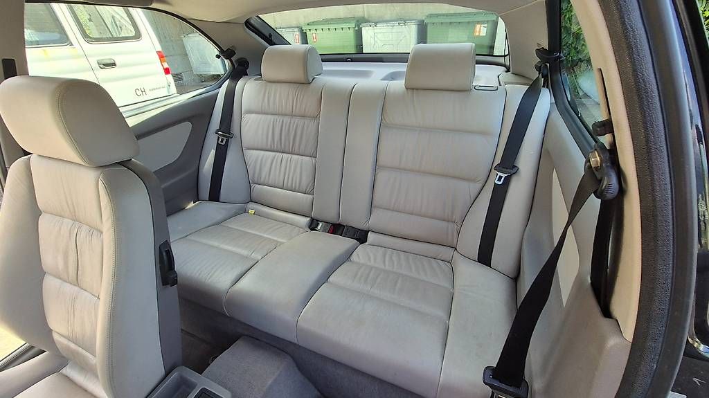 BMW Automobili: BMW 318ti E36 Compact  1. Hand  100% Original & Rostfrei – Usato da Weinfelden venduto da Pedi007 4