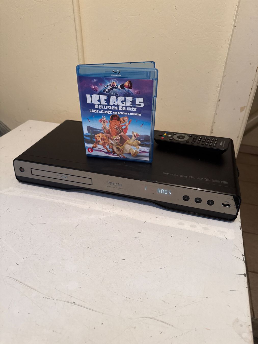 Philips Audio- & Mediensysteme: Lecteur BD 3D Philips BDP 5180/12 – Gebraucht aus St imier von sav_bjf9