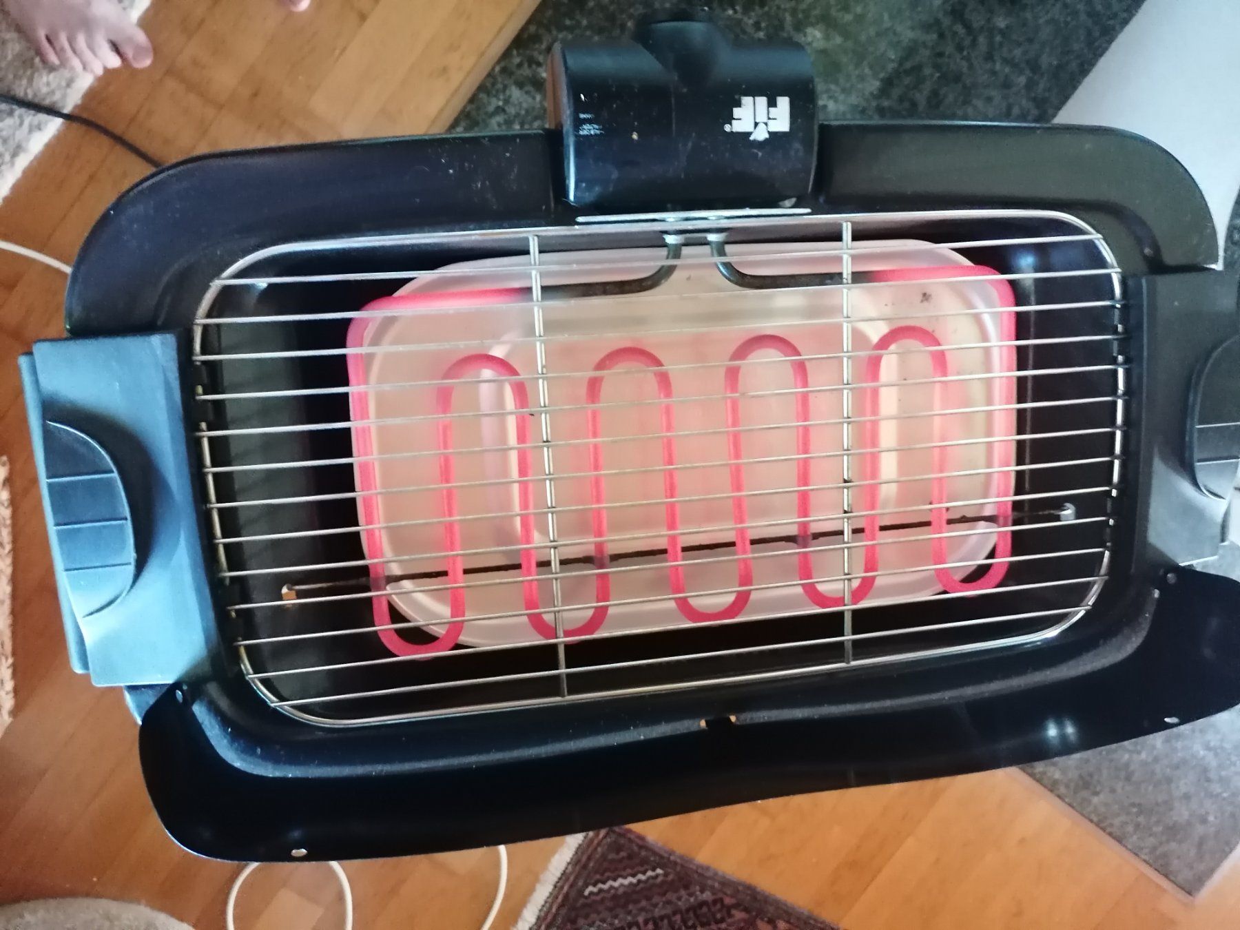 Grils: Top Elektrogrill 2000 Watt – D'occasion à Aeugst am Albis par Stevens4 1