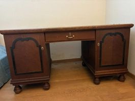 Antiker Schreibtisch