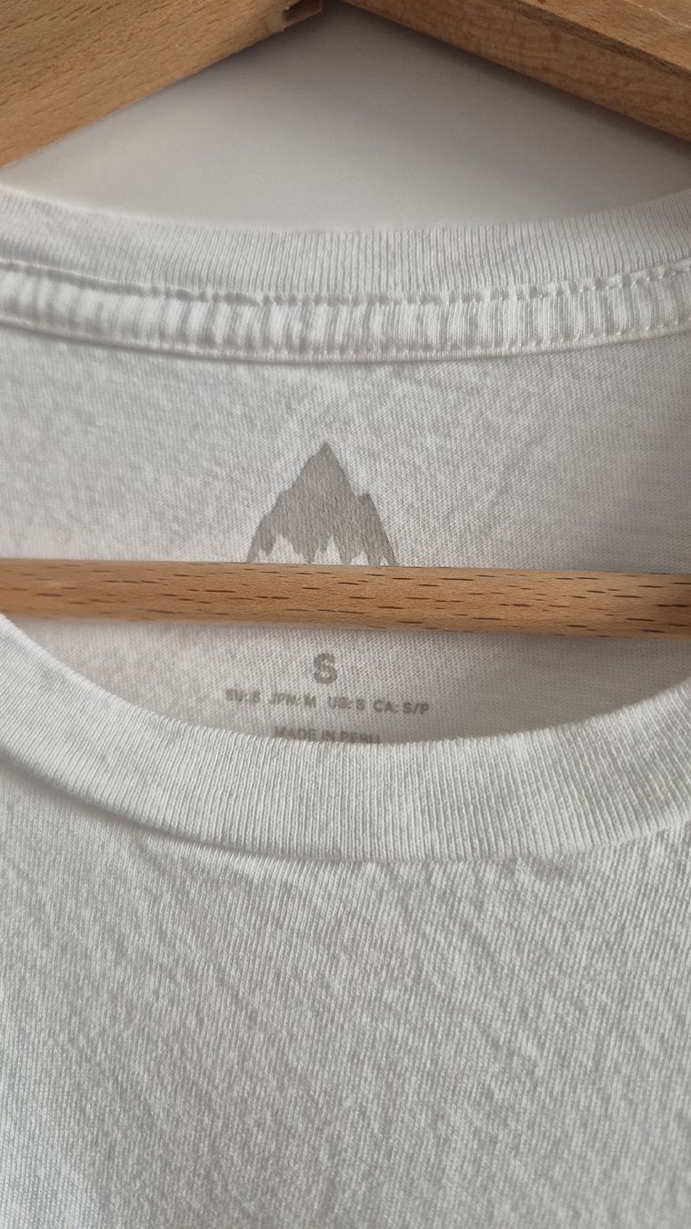 Burton T-shirt: Langarm Shirt Burton – Nuovo (secondo la descrizione) da St. Gallen venduto da Sidney1879 2