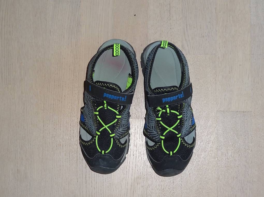 Scarpe per ragazzi: Trekking Sandalen Gr. 37 Zwillinge – Usato da Diessenhofen venduto da Stephanla52 2