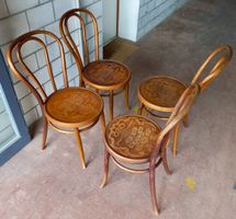 4 Bugholzstühle Jugendstil Horgen Glarus u. a.