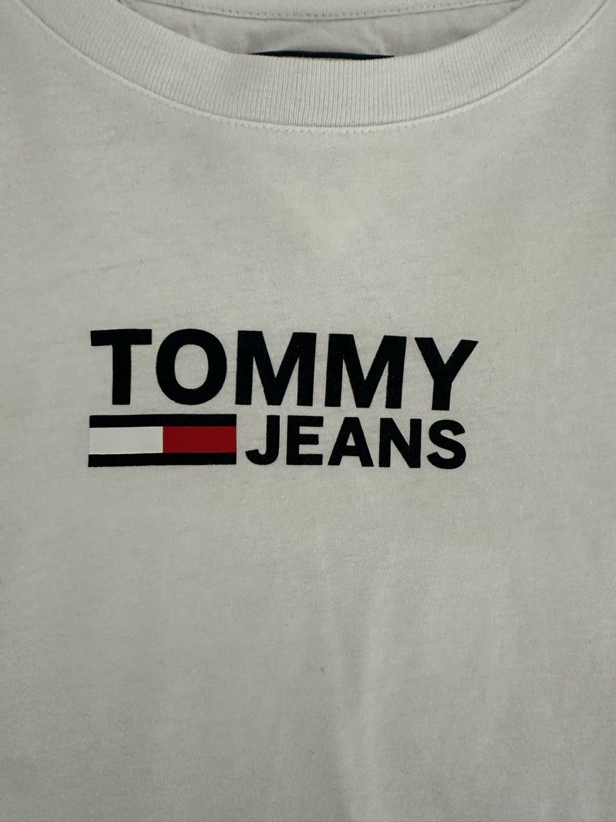 Tommy Hilfiger T-shirt: Tommy Jeans Tshirt – Nuovo (secondo la descrizione) da Winterthur venduto da su_4assd 1