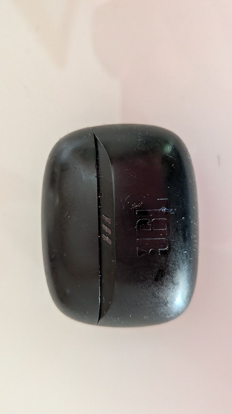 JBL Cuffie: JBL Tune Buds Bluetooth Kopfhörer schwarz gebraucht – Usato da Horgen venduto da Pondolinio 2