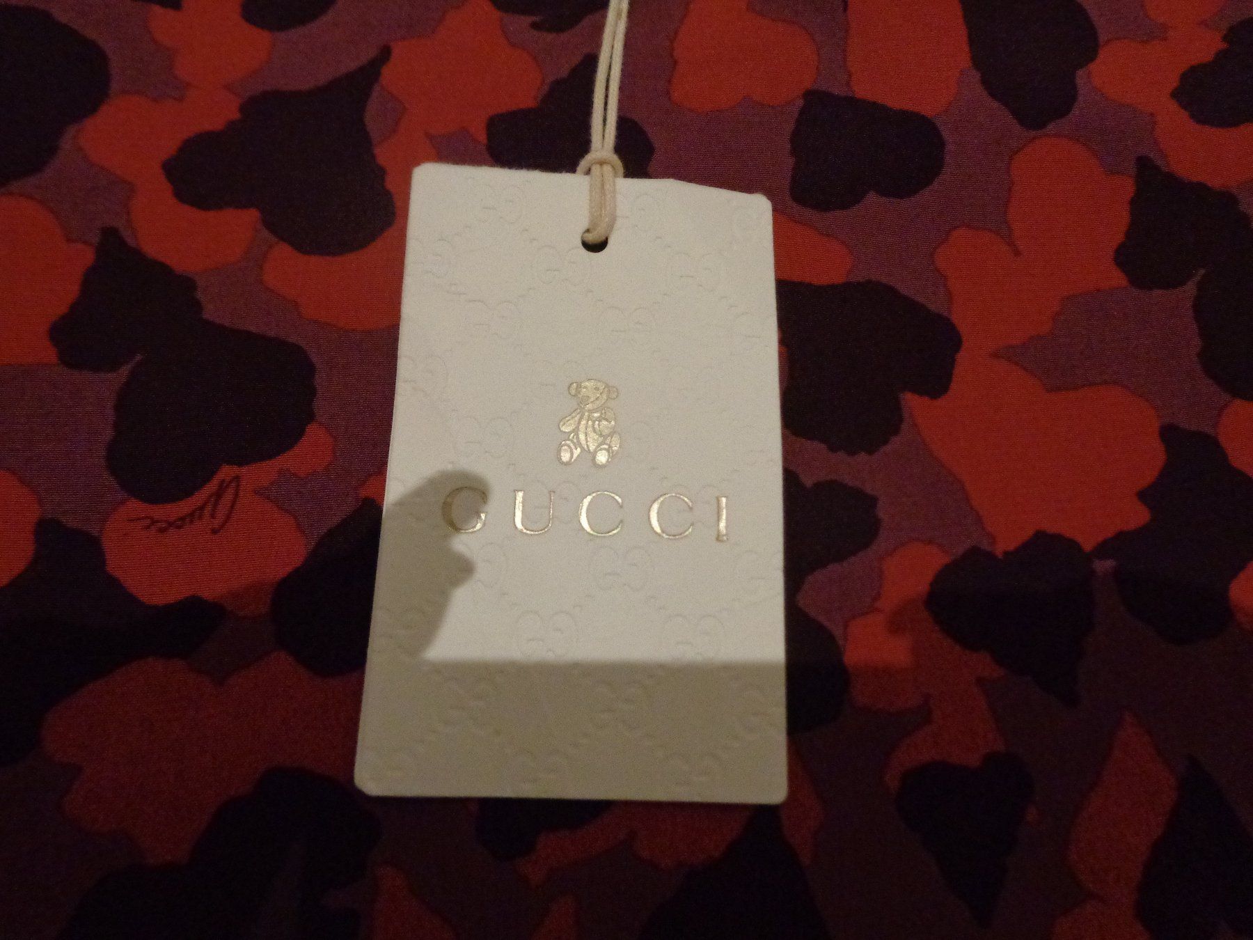 Gucci Camicette, T-shirt & Top: Gucci neues shirt, 4J 104 – Nuovo e nell'imballaggio originale da Klingnau venduto da Markus14 3
