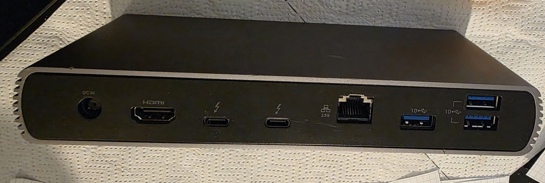 Docking station: HyperDrive Thunderbolt 4 Docking Station HDTB4D-EU-50 – D'occasion à Zürich par EsraAFG 2