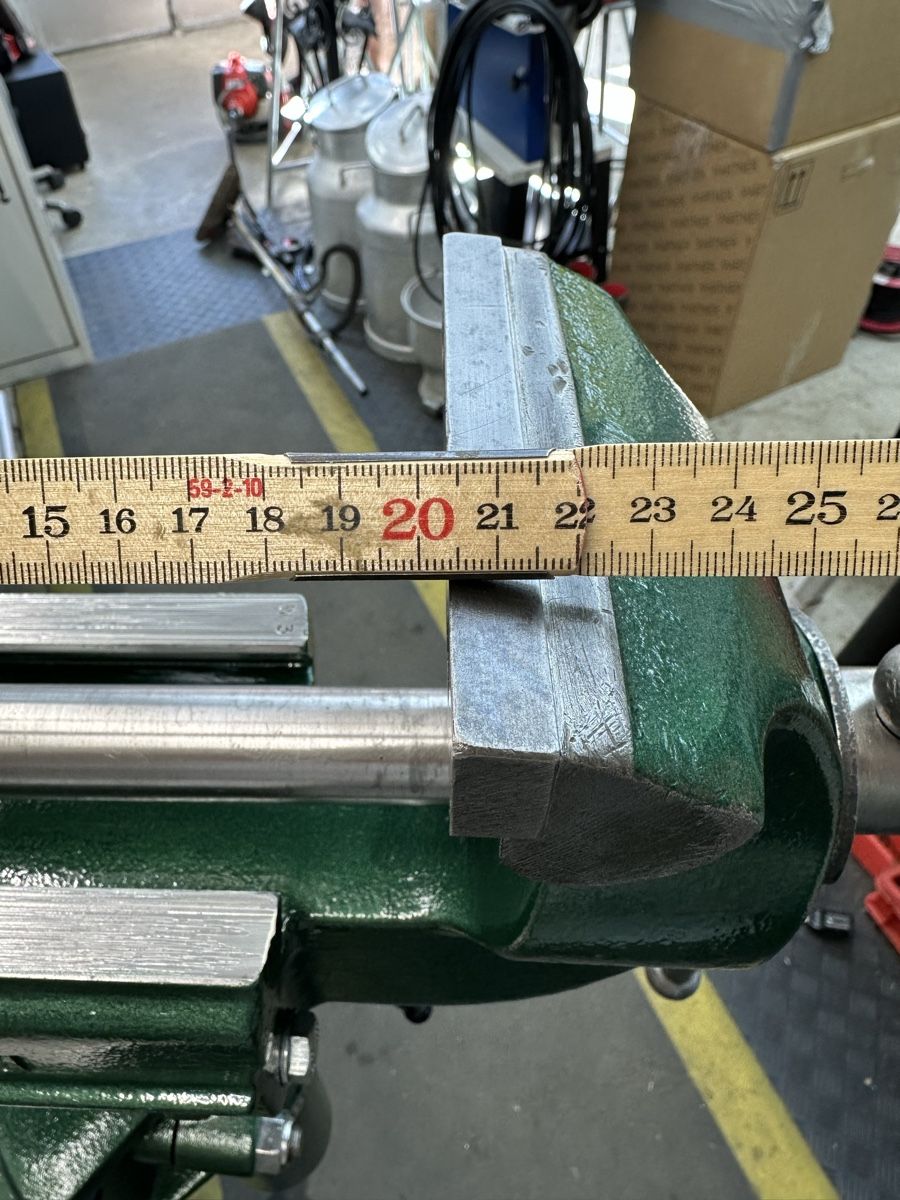 Gressel Tutti gli attrezzi: Gressel Schraubstock mit Lift – Usato da Schwende venduto da weesli 3