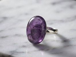 Moderner Cabochon Natur-Amethyst Silberring 925 - Neu