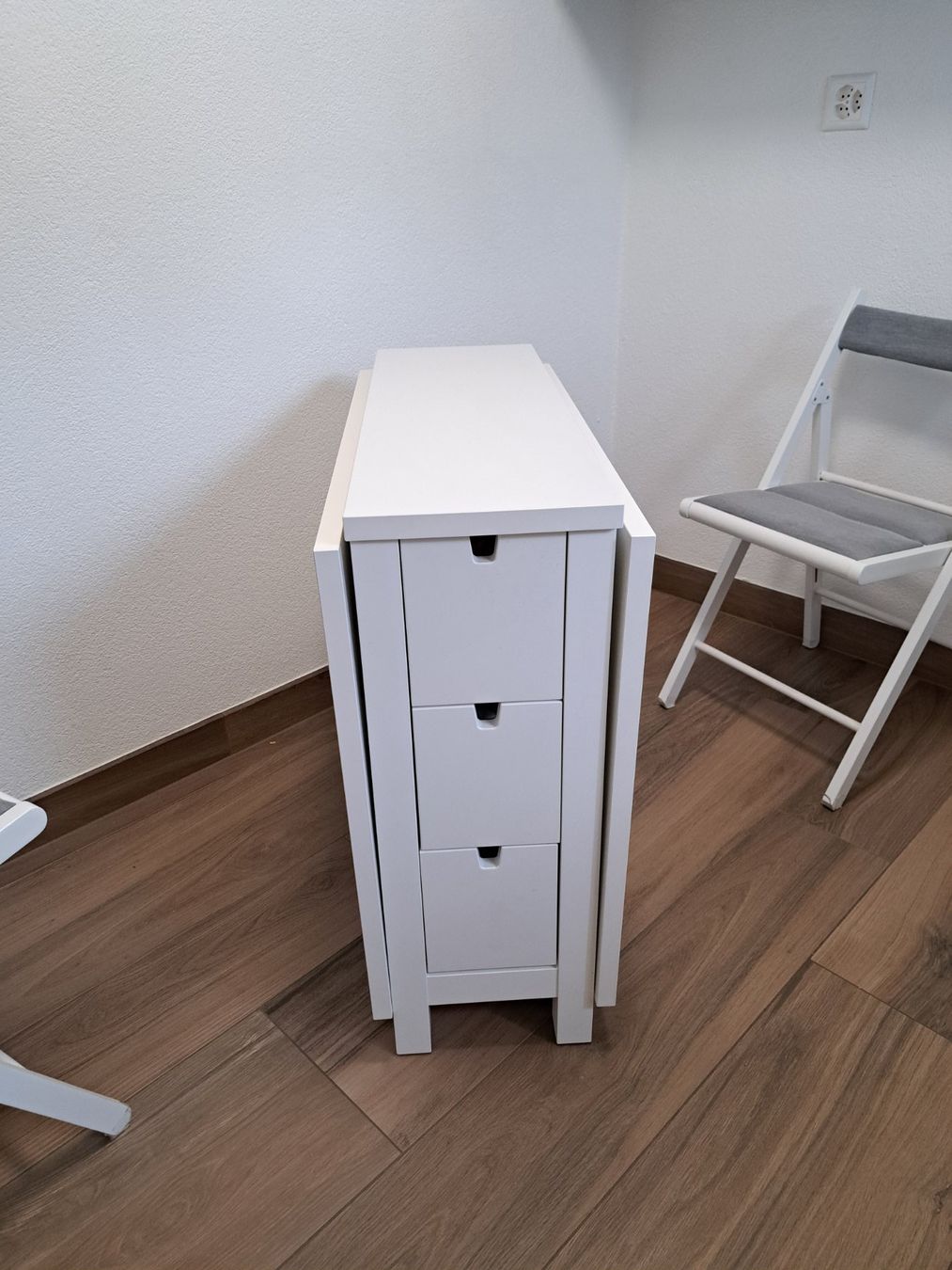 Ikea Tavoli: Esstisch + 4 Stühle – Usato da Naters venduto da chi_r796 1