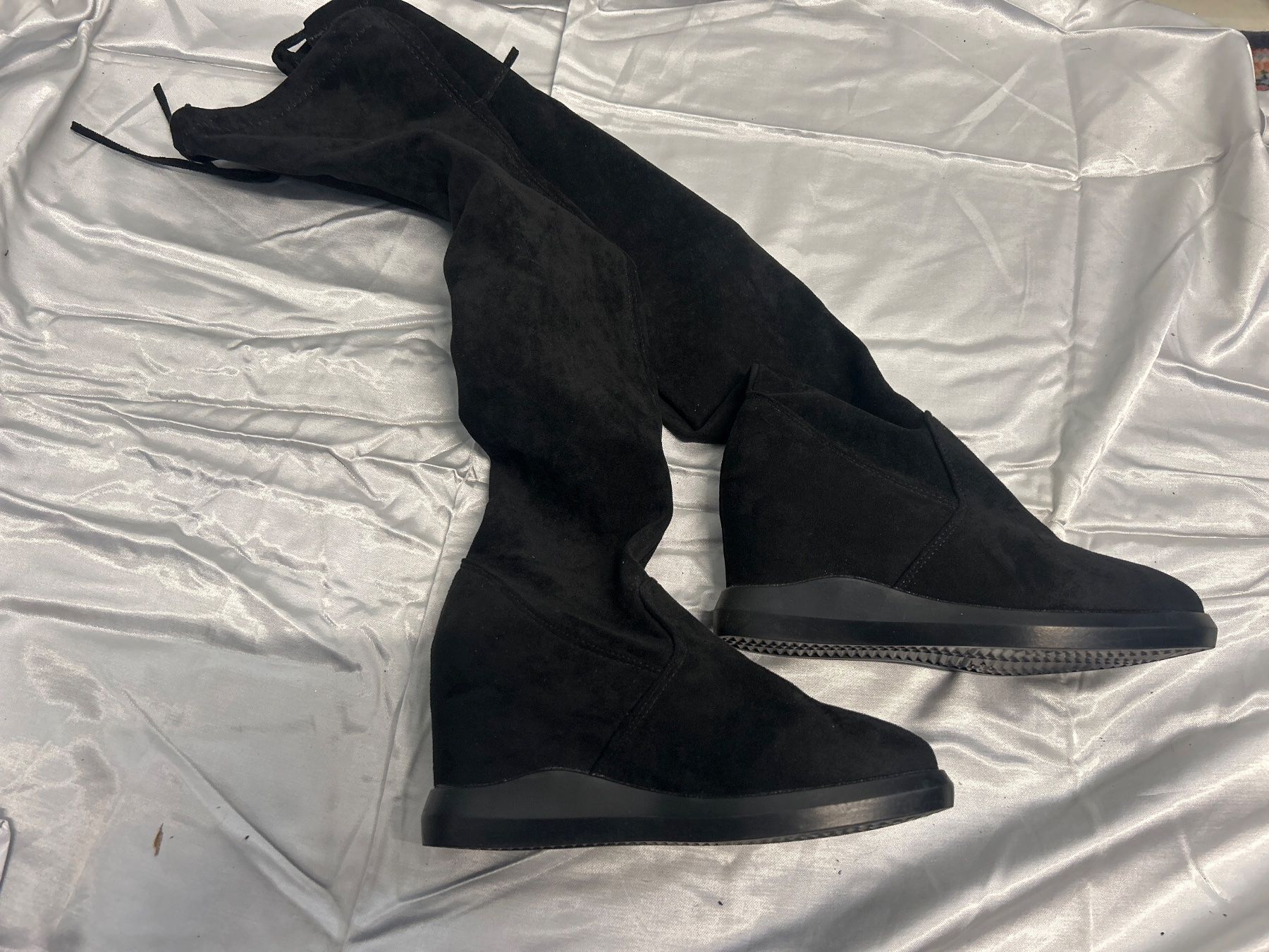Chaussures femmes: Overknee Stiefel Schwarz Gr 38 Neu – Neuf avec emballage d'origine à Regensdorf par Spyke55 2