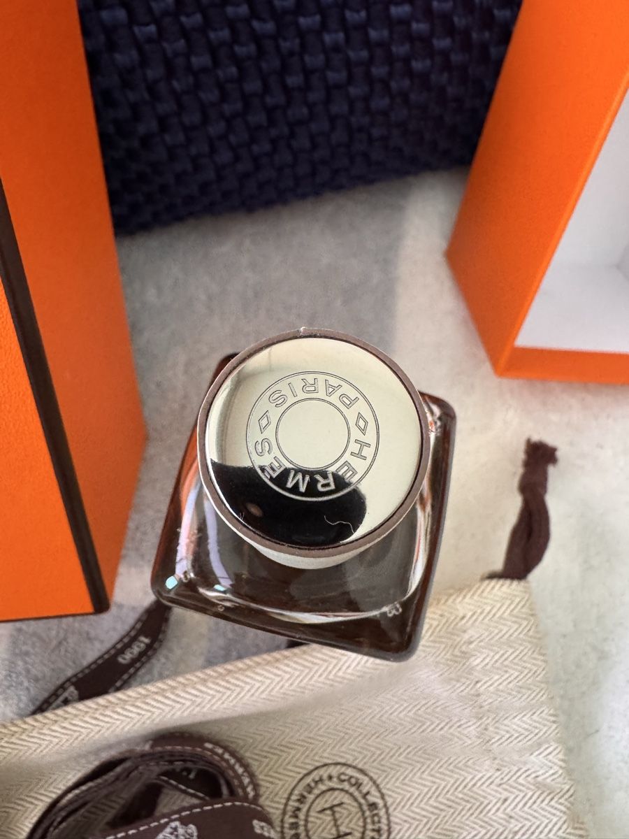 Hermès Profumi & Eau de Toilette: Hermès - Hermessence Oud Alezan 100ml neuf  – Nuovo (secondo la descrizione) da Genève venduto da Allisgood 6