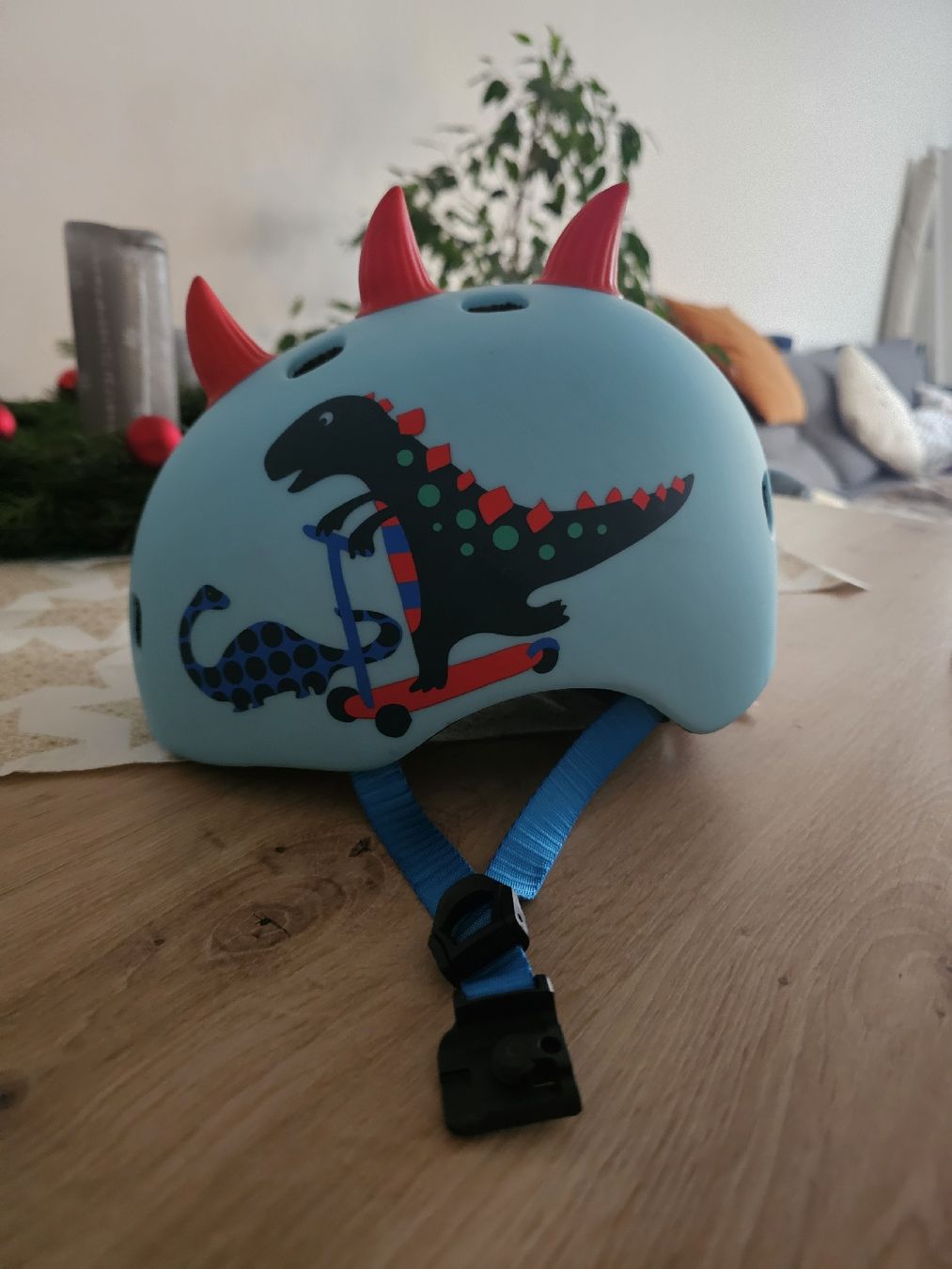 Caschi: Kinderhelm Scootersaurus S – Nuovo (secondo la descrizione) da Unterengstringen venduto da SeniorT