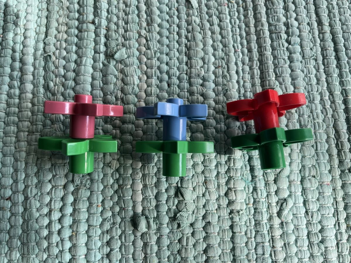 Lego Giocattoli: Duplo Lego Blumen Set mit 3 Stück – Usato da Kirchberg BE venduto da qualle01 1