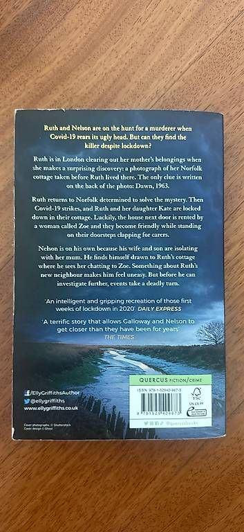 Libri: The Locked Room, Elly Griffiths – Usato da Bellinzona venduto da nan_89sf 1