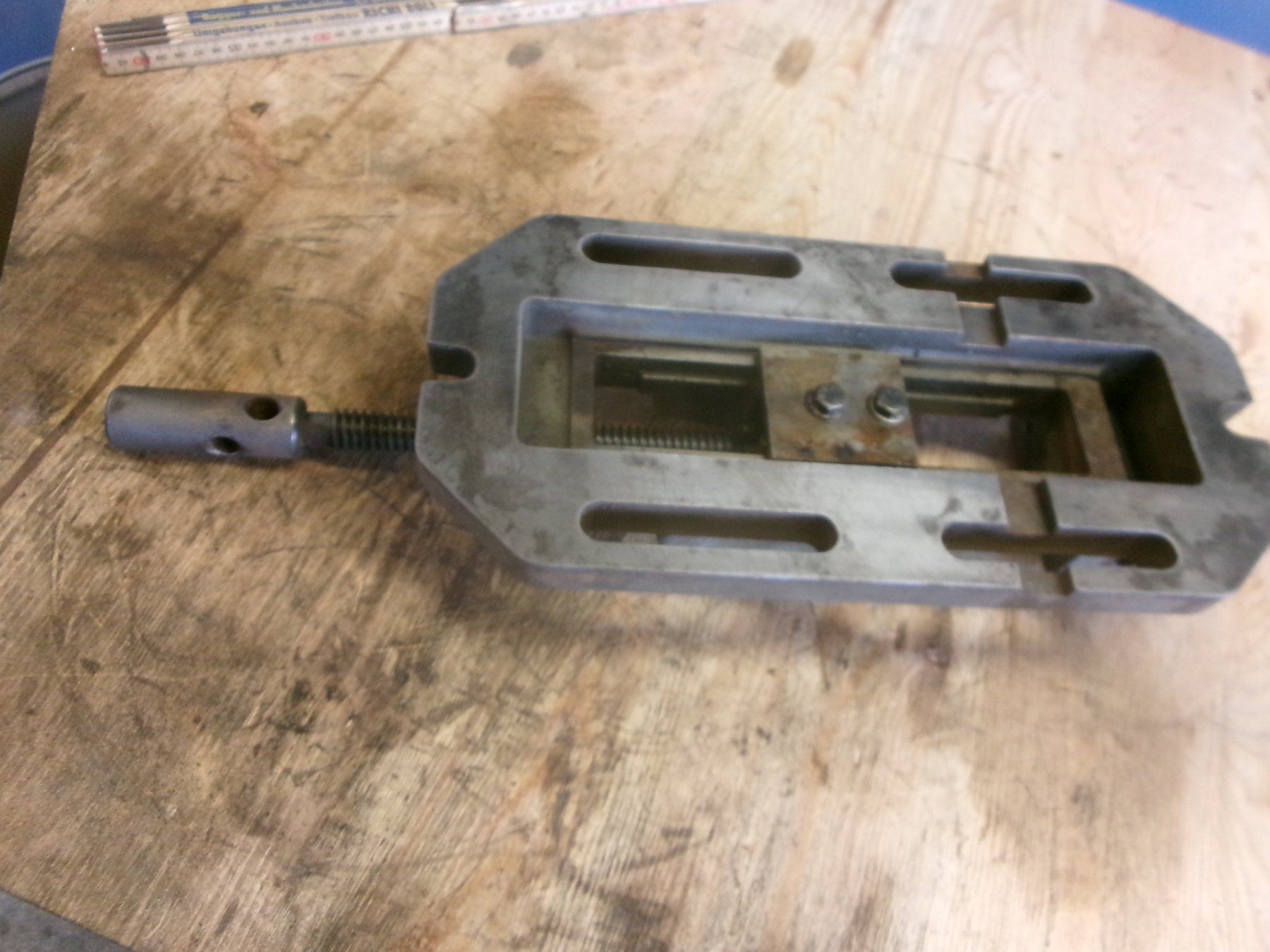 Gressel Metall- & Schlosserei Sonstiges: GRESSEL Schraubstock Werkstückspanner  GRM  W28900 – Gebraucht aus Eschenbach SG von GM-29 4