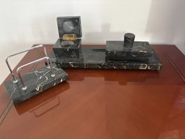Exklusive Art Déco Schreibtischgarnitur aus schwarzem Marmor