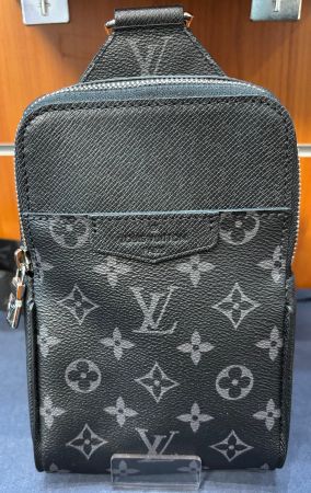 LOUIS VUITTON AVENUE SLING BAG – MONOGRAM ECLIPSE – CERTIFIC