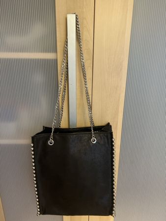 Umhängetasche schwarz