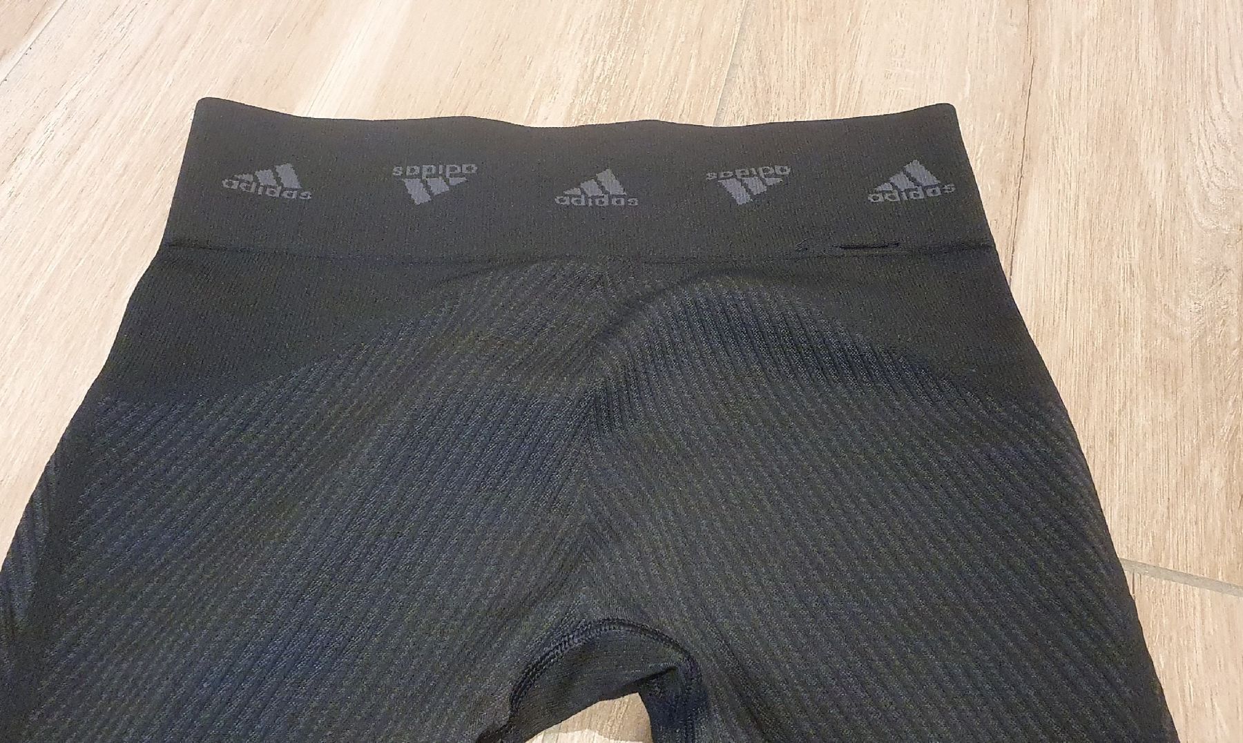 Leggings: Adidas Damen Leggings, Grösse M – Usato da Oberlunkhofen venduto da AnnKe 1