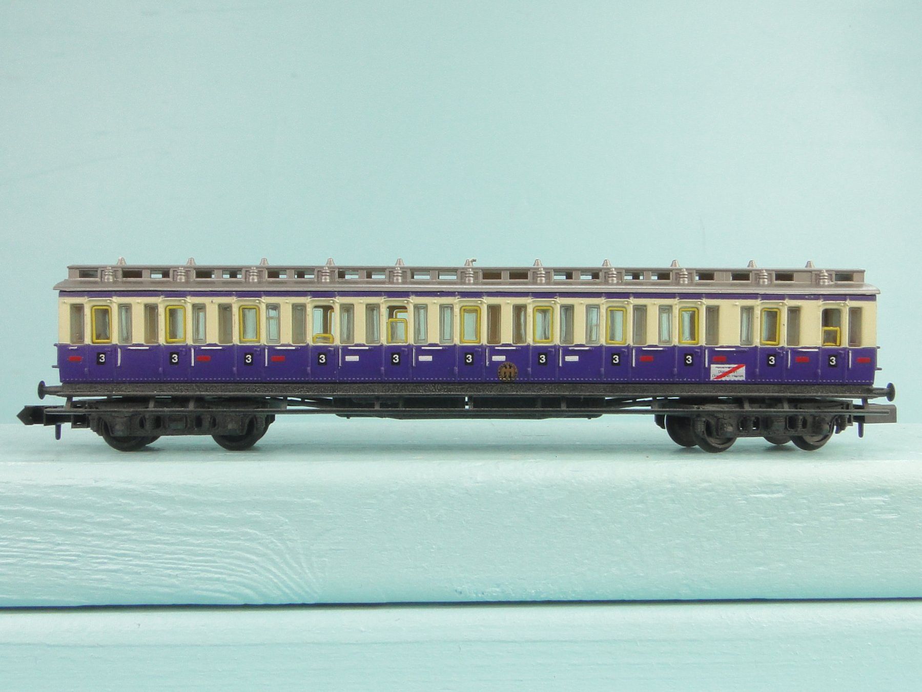 Arnold Modelleisenbahnen: Arnold 3395 Spur N Abteilwagen 3 Kl. – Gebraucht aus Bülach von Albitrain 7