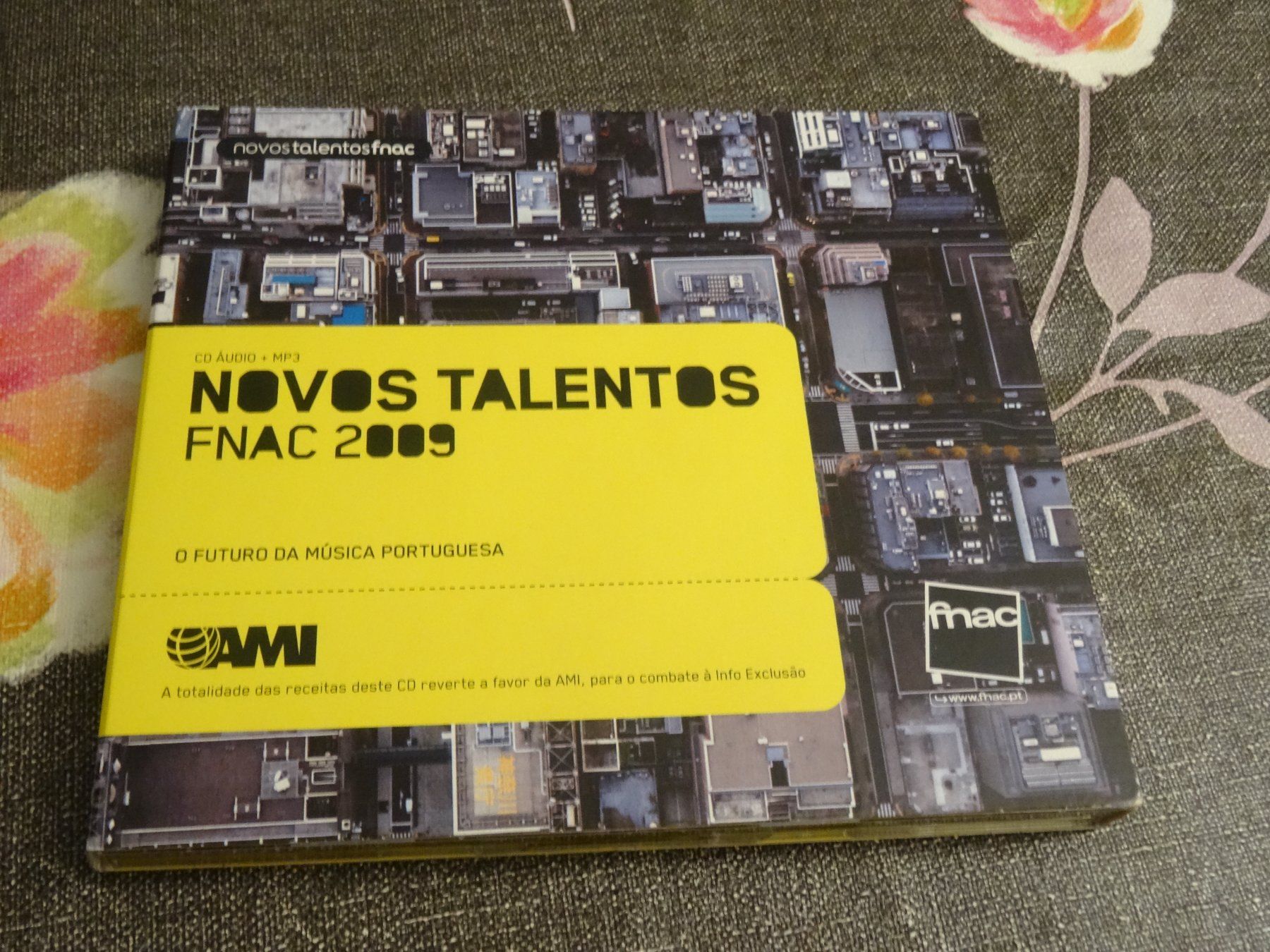 CD: Novos Talentos FNAC 2009 CD – Usato da Olten venduto da Disc-Ausverkauf