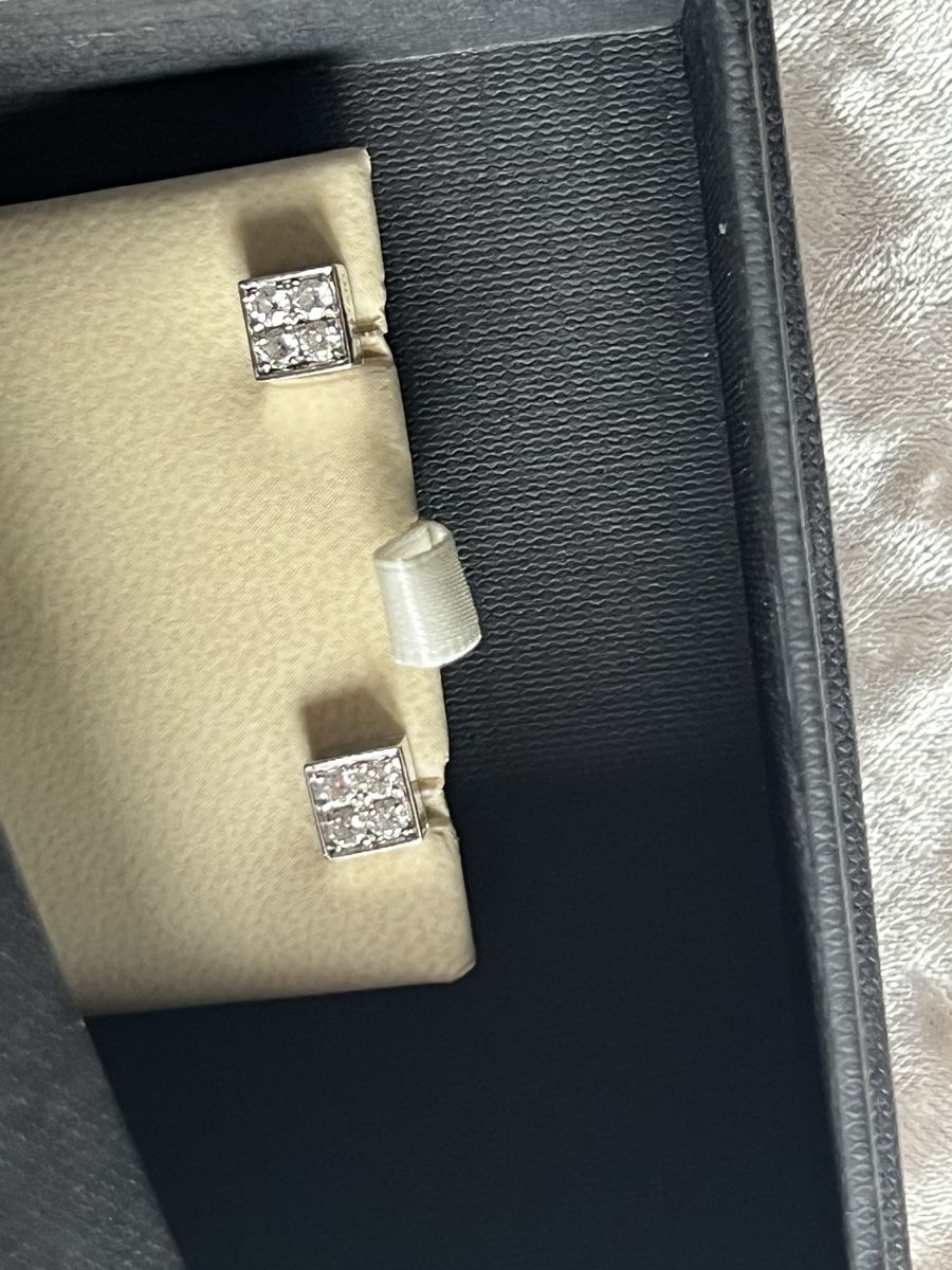 Bulgari Orecchini pendenti & Orecchini a lobo: Bvlgari Lucia Diamond Earrings | – Nuovo (secondo la descrizione) da St.Gallen venduto da 303_7fcf 3