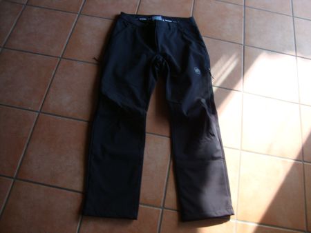 Mammut Hosen schwarz Grösse 42 neu