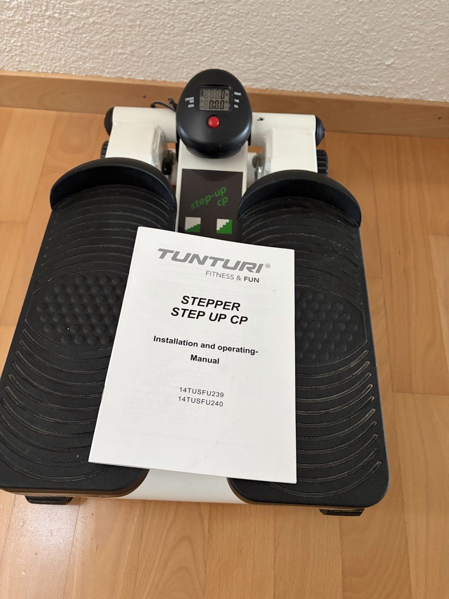 Tunturi Hometrainer: Tunturi Step-up CP Stepper, Inkl. Anleitung! – Nuovo (secondo la descrizione) da Erlenbach ZH venduto da Ritschly 1