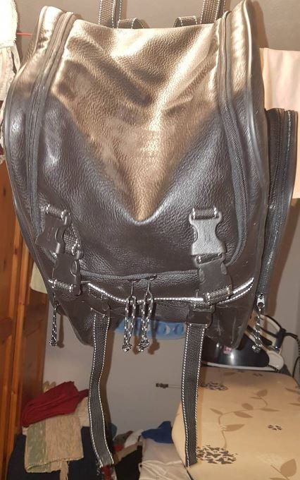 Zaini: Sac à dos noir simili cuir pour motard BSS – Nuovo (secondo la descrizione) da Noréaz venduto da Jeanneretp