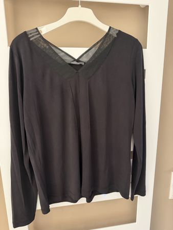 Nile Shirt, Grösse M, schwarz, Top Zustand, Herbst Sale