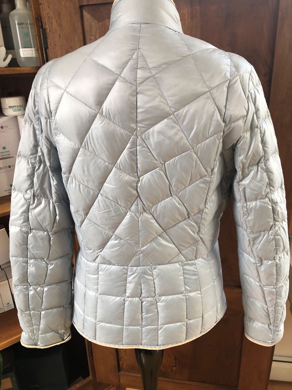 Michael Kors Vestes: Michael Kors Steppjacke hellblau – Neuf (Voir description) à Arlesheim par leyRum4.5 6