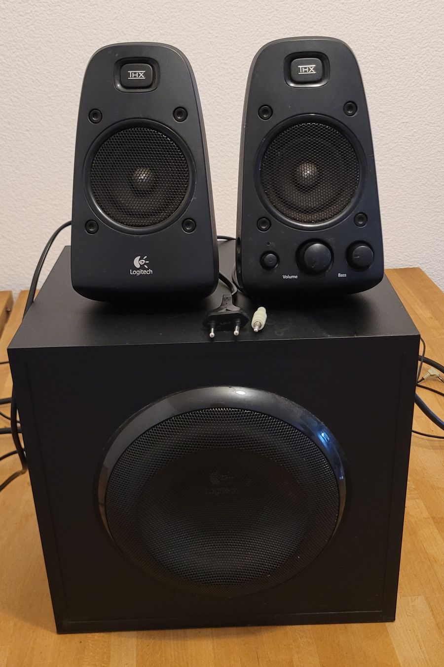 Logitech Lautsprecher: Logitech Z623 Soundsystem – Gebraucht aus Andelfingen von lin_266d