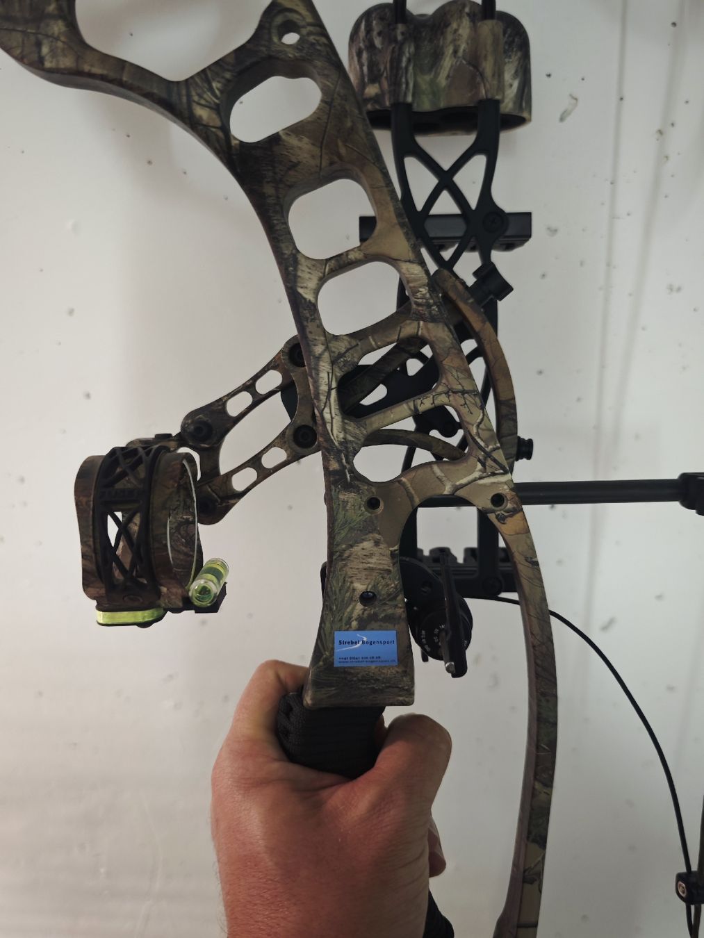 Hoyt Tiro con l'arco: Compoundbogen Hoyt Ignite Camo Set mit Tasche gebraucht – Usato da Wolhusen venduto da and_vjk8 1